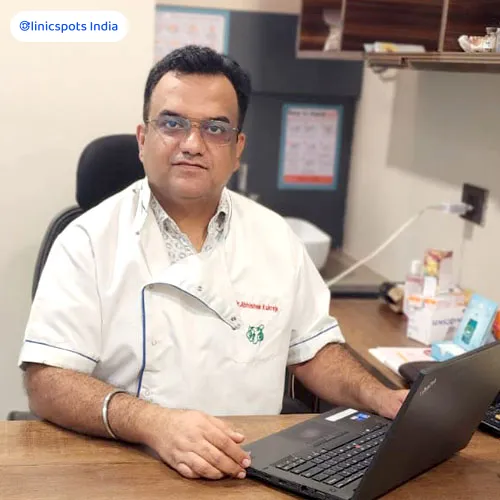 dr. abhishek kukreja dentist pitampura